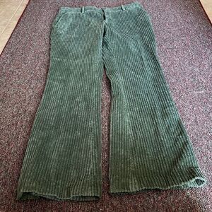 PT01 green corduroy Elsa pants 44